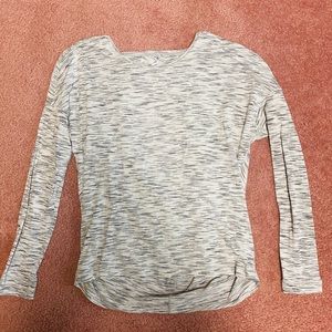 Lululemon long sleeve, open back
